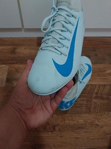 Sport & Hobby: Kopacke Nike broj 42 su u odlicnom stanju sa sitnim tragovima at lalafo.rs — 8 Sport & Hobby: Kopacke Nike broj 42 su u odlicnom stanju sa sitnim tragovima — 8