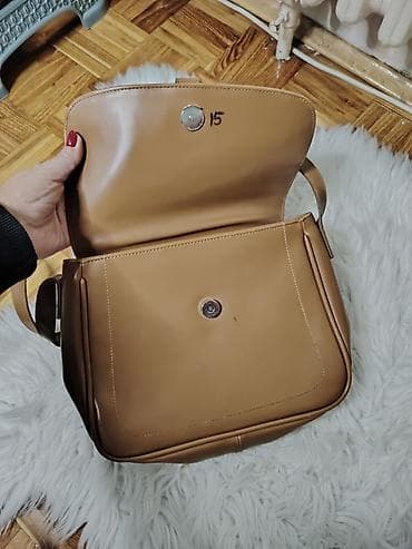 Ženska torba preko ramena – karamel smeđa - Materijal: glatka na lalafo.rs — 2 Ženska torba preko ramena – karamel smeđa - Materijal: glatka — 2