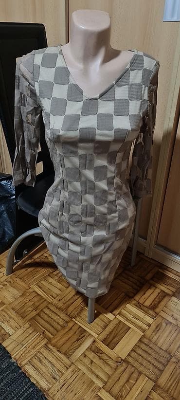 Nova haljina u vel S. Ostala iz butika na lalafo.rs — 1 Nova haljina u vel S. Ostala iz butika — 1