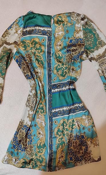 divide haljina tunika: Rinascimento haljina – veličina S - Model: mini/kratka haljina, blago at lalafo.rs — 5 divide haljina tunika: Rinascimento haljina – veličina S - Model: mini/kratka haljina, blago — 5