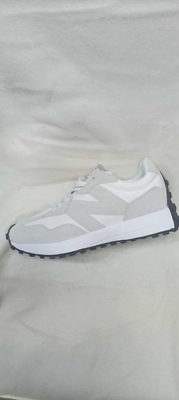 10. NB Clasic
36/37-41
3600 din
BPM✨ na lalafo.rs — 5 10. NB Clasic
36/37-41
3600 din
BPM✨ — 5