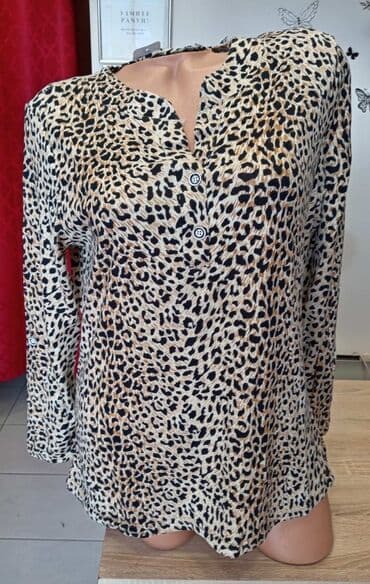 Majice dugačkih rukava: Ženske majice pamuk elastin
vel. L. Xl. 2xl. 3xl
cena 599din 💋 na lalafo.rs Majice dugačkih rukava: Ženske majice pamuk elastin
vel. L. Xl. 2xl. 3xl
cena 599din 💋