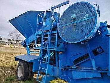 Clamps: Mobilia celjusna drobilica za kamen. Masina je MG, Godina 1999 at lalafo.rs — 2 Clamps: Mobilia celjusna drobilica za kamen. Masina je MG, Godina 1999 — 2