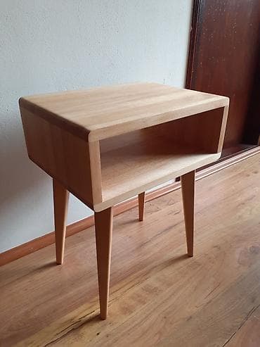 Table bases: Natkasna je napravljena od punog drveta. Svojim dizajnom podseca na at lalafo.rs — 1 Table bases: Natkasna je napravljena od punog drveta. Svojim dizajnom podseca na — 1