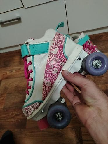 Rosule broj 35-36 - Tip: klasični roleri sa četiri točka (po dva at lalafo.rs — 4 Rosule broj 35-36 - Tip: klasični roleri sa četiri točka (po dva — 4