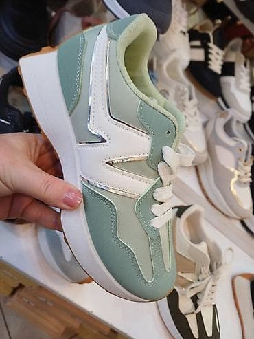 Novi modeli patika od 36 do 41. 3900 dinara v na lalafo.rs — 9 Novi modeli patika od 36 do 41. 3900 dinara v — 9