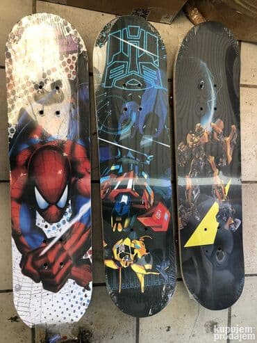 Trotineti, skejtbordovi i hoverbordovi: Skejtovi u više dimenzija i dezena – Akcija Zabavni i praktični na lalafo.rs Trotineti, skejtbordovi i hoverbordovi: Skejtovi u više dimenzija i dezena – Akcija Zabavni i praktični