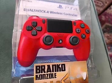 NOV, PRAVI ORIGINAL Dzojstik Dualshock 4 za Sony Playstation 4 Cena na lalafo.rs — 2 NOV, PRAVI ORIGINAL Dzojstik Dualshock 4 za Sony Playstation 4 Cena — 2