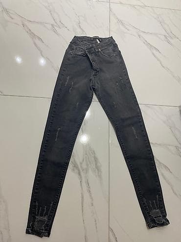 Ženske farmerice, 27 veličina na lalafo.rs — 1 Ženske farmerice, 27 veličina — 1