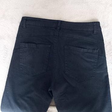 Nove Benetton crne pantalone - S. Nove Benetton crne pantalone ravnih na lalafo.rs — 4 Nove Benetton crne pantalone - S. Nove Benetton crne pantalone ravnih — 4