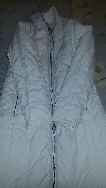 Jackets, Coats, Vests: Priority Bela duga zimska jakna, nošena par puta svega, takoreći nova at lalafo.rs — 1 Jackets, Coats, Vests: Priority Bela duga zimska jakna, nošena par puta svega, takoreći nova — 1