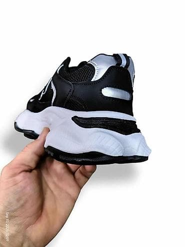 New Balance patike na lalafo.rs — 3 New Balance patike — 3