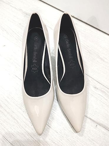 Kvalitetne salonke na stiklu u boji bele kafe Obuvene jednom na par na lalafo.rs — 4 Kvalitetne salonke na stiklu u boji bele kafe Obuvene jednom na par — 4