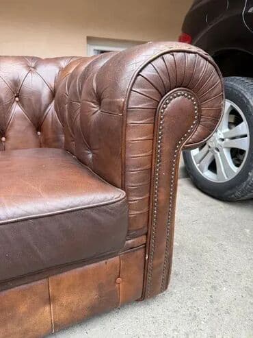 Stilske fotelje: Chesterfield fotelja - PRAVA KOŽA 🛋️✨ Prava box koža, fotelja u na lalafo.rs — 9 Stilske fotelje: Chesterfield fotelja - PRAVA KOŽA 🛋️✨ Prava box koža, fotelja u — 9