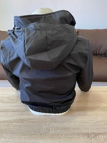 Lacoste muška jakna s kapuljačom – crna - Model sa punim at lalafo.rs — 2 Lacoste muška jakna s kapuljačom – crna - Model sa punim — 2