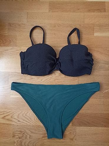 Kupaci kao nov,velicina XL.
Korpe su 85D na lalafo.rs — 1 Kupaci kao nov,velicina XL.
Korpe su 85D — 1