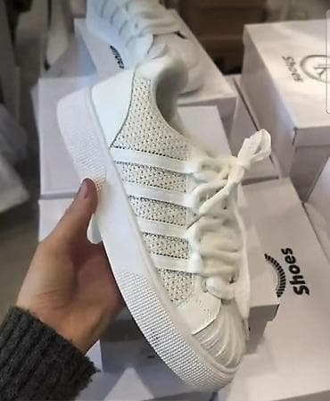 Bele sportske patike sa pertlama Br od 36 do 40 - Materijal gornjišta na lalafo.rs Bele sportske patike sa pertlama Br od 36 do 40 - Materijal gornjišta