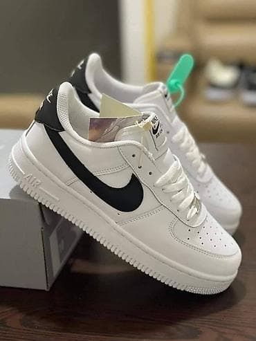 Nike
41 do 45
3800 na lalafo.rs — 1 Nike
41 do 45
3800 — 1