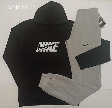 Velicine pisu na slici
2200 din na lalafo.rs — 7 Velicine pisu na slici
2200 din — 7