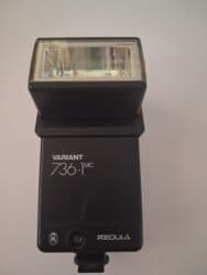 Prodajem ISPRAVAN i pouzdan Pentax AF 200T eksterni blic. Idealno za na lalafo.rs Prodajem ISPRAVAN i pouzdan Pentax AF 200T eksterni blic. Idealno za