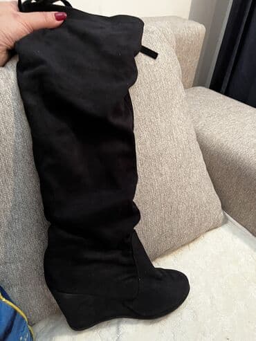 Čizme, 38 na lalafo.rs Čizme, 38