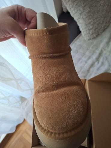 Ugg obuća 38, bоја - Braon na lalafo.rs — 3 Ugg obuća 38, bоја - Braon — 3