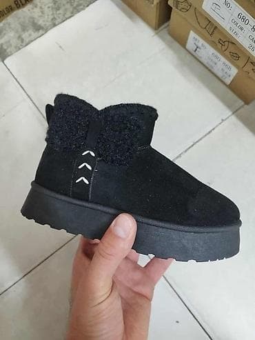 Ugg obuća 36, bоја - Crna na lalafo.rs — 5 Ugg obuća 36, bоја - Crna — 5