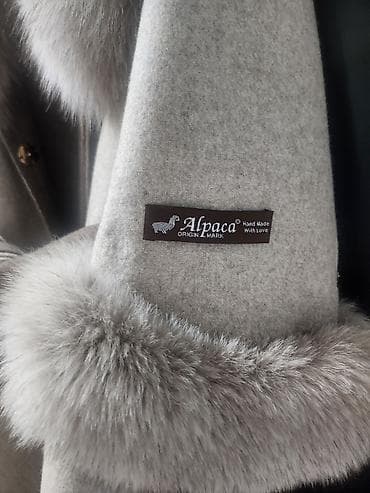 Jackets, Coats, Vests: Kaput sa prirodnim krznom at lalafo.rs — 3 Jackets, Coats, Vests: Kaput sa prirodnim krznom — 3