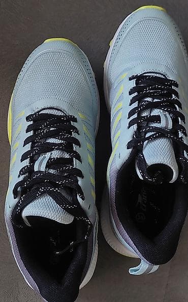 Patike za trčanje - Veličina: 38 (oznaka na đonu) - Boja: svetloplava na lalafo.rs — 2 Patike za trčanje - Veličina: 38 (oznaka na đonu) - Boja: svetloplava — 2