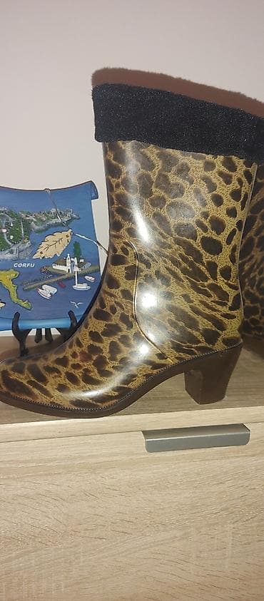 High boots, 37, color - Multicolored at lalafo.rs — 1 High boots, 37, color - Multicolored — 1