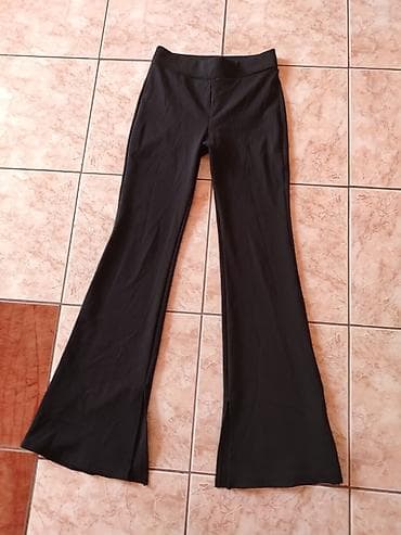 Crni ženski komplet – pantalone i bluza sa čipkom - Pantalone: crne na lalafo.rs — 1 Crni ženski komplet – pantalone i bluza sa čipkom - Pantalone: crne — 1