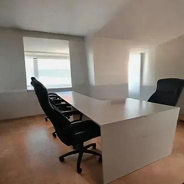 Furniture: Stolovi i stolice radne kancelarijske Prodajem očuvane, funkcionalne at lalafo.rs — 2 Furniture: Stolovi i stolice radne kancelarijske Prodajem očuvane, funkcionalne — 2