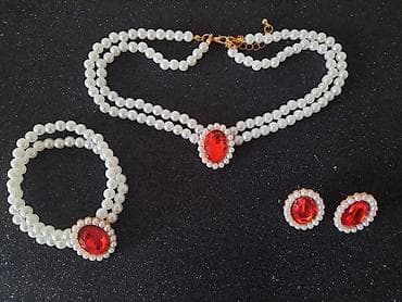 Čoker, narukvica i minđuše. Slanje poštom. - Postekspres - CC na lalafo.rs Čoker, narukvica i minđuše. Slanje poštom. - Postekspres - CC