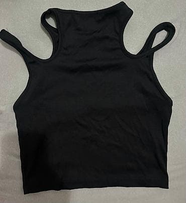 Crni ženski crop top bez rukava sa dvostrukim naramenicama - Boja na lalafo.rs — 2 Crni ženski crop top bez rukava sa dvostrukim naramenicama - Boja — 2