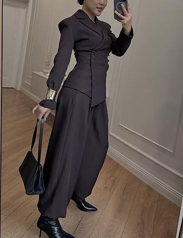 💫Ženski modni komplet – strukirani blejzer + široke pantalone ✅3600 na lalafo.rs — 3 💫Ženski modni komplet – strukirani blejzer + široke pantalone ✅3600 — 3