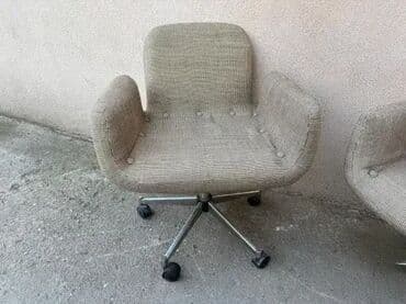 Stilske fotelje: Retro fotelje - CENA ZA OBE - MOGUĆ PREVOZ U dobrom stanju 💎 Kao na na lalafo.rs — 6 Stilske fotelje: Retro fotelje - CENA ZA OBE - MOGUĆ PREVOZ U dobrom stanju 💎 Kao na — 6