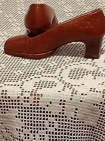 NOVE, cipele od kože sa kroko reljefom br. 37, ELECTRA, made in na lalafo.rs — 8 NOVE, cipele od kože sa kroko reljefom br. 37, ELECTRA, made in — 8