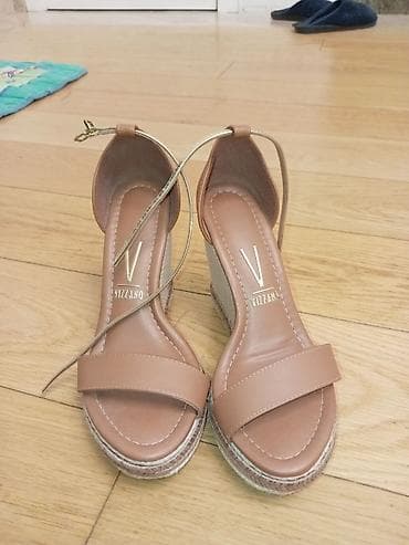 Sandale, Vizzano, 39 na lalafo.rs Sandale, Vizzano, 39