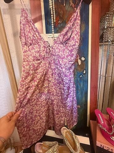 Pull&Bear mini haljina na bretelepotpuno nova - Brend na lalafo.rs — 5 Pull&Bear mini haljina na bretelepotpuno nova - Brend — 5