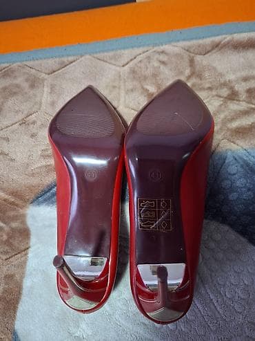 Ženske salonke na štiklu – crvene - Model: klasične špic salonke - na lalafo.rs — 3 Ženske salonke na štiklu – crvene - Model: klasične špic salonke - — 3