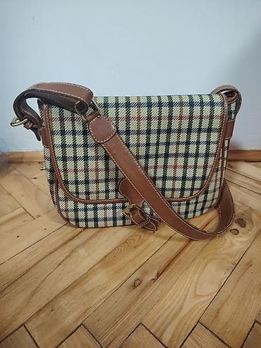 Torba preko ramena sa kariranim dezenom - Materijal: tekstil sa na lalafo.rs — 2 Torba preko ramena sa kariranim dezenom - Materijal: tekstil sa — 2