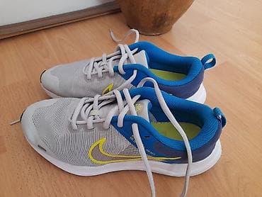 Patike sportskog dizajna, idealne za svakodnevnu upotrebu ili sportske na lalafo.rs — 1 Patike sportskog dizajna, idealne za svakodnevnu upotrebu ili sportske — 1