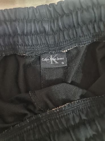Calvin Klein Jeans ženske šorts trenerke - Model na lalafo.rs — 3 Calvin Klein Jeans ženske šorts trenerke - Model — 3