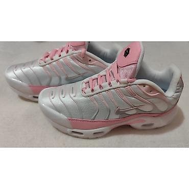 Nike Air Max Plus patike 38 NOVO Nove Nike patike, bele sa roze na lalafo.rs — 1 Nike Air Max Plus patike 38 NOVO Nove Nike patike, bele sa roze — 1