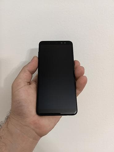 Samsung A8 2018 dual sim sim free, sa 4/32gb memorije. Dobro očuvan i na lalafo.rs Samsung A8 2018 dual sim sim free, sa 4/32gb memorije. Dobro očuvan i