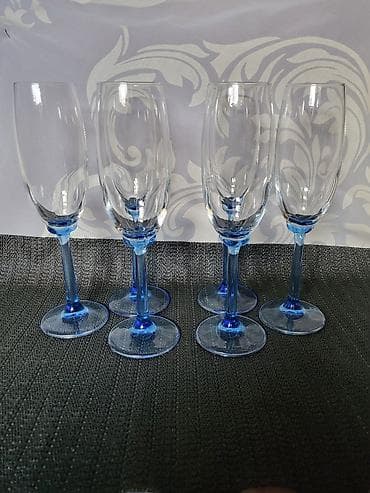 Case za vino,Bormioli Rocco kristalno staklo 80te. Case komada 6 u na lalafo.rs — 7 Case za vino,Bormioli Rocco kristalno staklo 80te. Case komada 6 u — 7