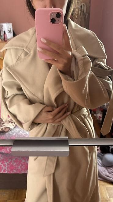 kozna jakna sa: . Kaput nov nošen dva puta velik mi je Vel M dužina 128 cm ramena na lalafo.rs — 3 kozna jakna sa: . Kaput nov nošen dva puta velik mi je Vel M dužina 128 cm ramena — 3