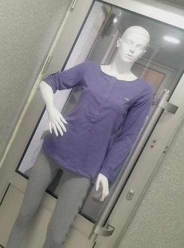 Prelepa majica Vel M L Rukavi mogu da se podignu Novo Uvoz Italija na lalafo.rs — 5 Prelepa majica Vel M L Rukavi mogu da se podignu Novo Uvoz Italija — 5