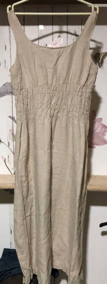 Bež letnja haljina na tregere - Kroj: duga, ravna silueta - Gornji na lalafo.rs Bež letnja haljina na tregere - Kroj: duga, ravna silueta - Gornji