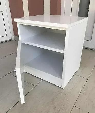 🛏 Noćni ormarić V – praktičan i moderan dodatak za vašu spavaću sobu! na lalafo.rs — 5 🛏 Noćni ormarić V – praktičan i moderan dodatak za vašu spavaću sobu! — 5